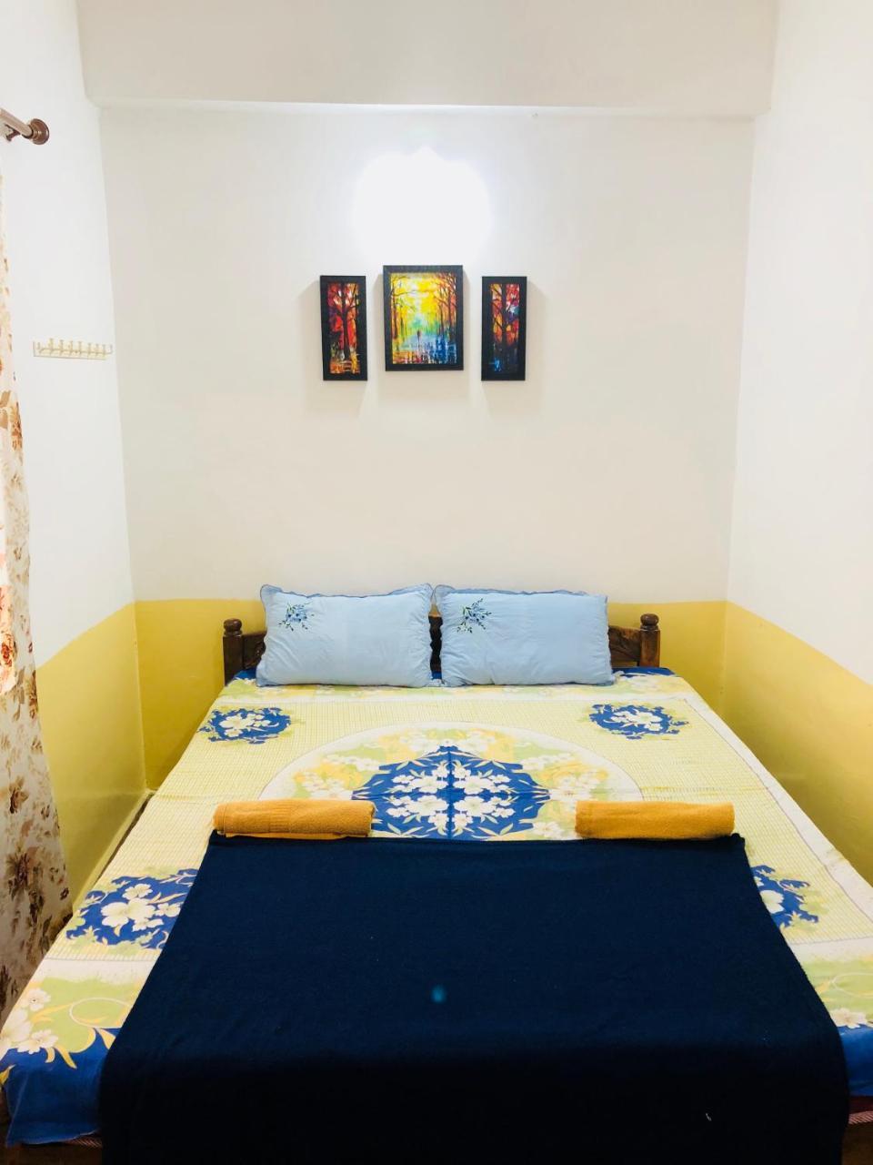 Blue Waves Guest House Калангут Экстерьер фото